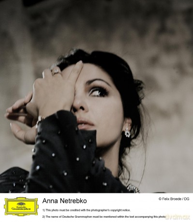 Anna Netrebko: Pergolesi: Stabat Mater Prestige Edition (digibook) [CD]+[DVD]