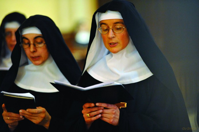 Benedictine Nuns Of Notre Dame: Voices-Chant From Avignon [CD]