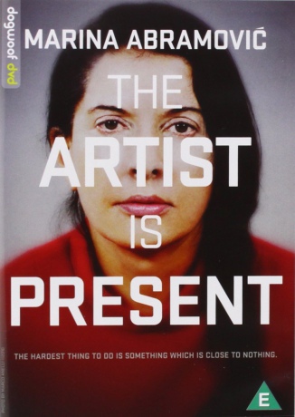 Marina Abramovi The Artist Is Present (Marina Abramovic: artystka obecna) [DVD]