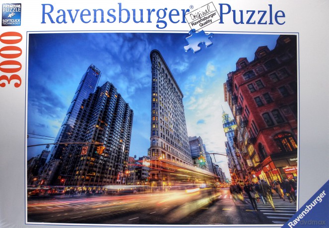 RAVENSBURGER 3000 el. Flat Iron Building - New York [PUZZLE]