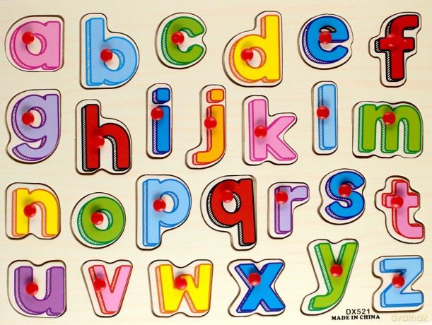 Puzzle drewniane literki [PUZZLE]