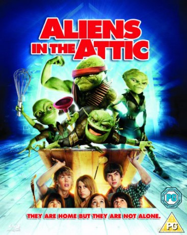 Aliens in the Attic (Obcy na poddaszu) [DVD]
