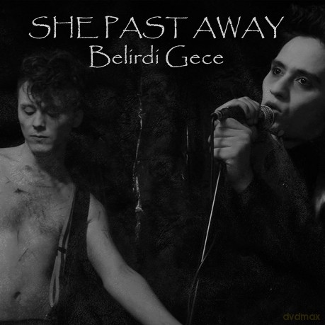 She Past Away: Belirdi Gece [CD]