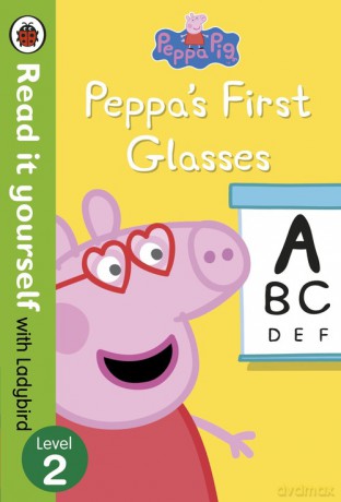Peppa Pig Peppa's First Glasses Read it yourself with Ladybird Level 2 [KSIĄŻKA]