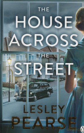 The House Across the Street - Lesley Pearse [KSIĄŻKA]
