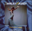 Shirley Bassey: Let Me Sing and I'm Happy [CD]